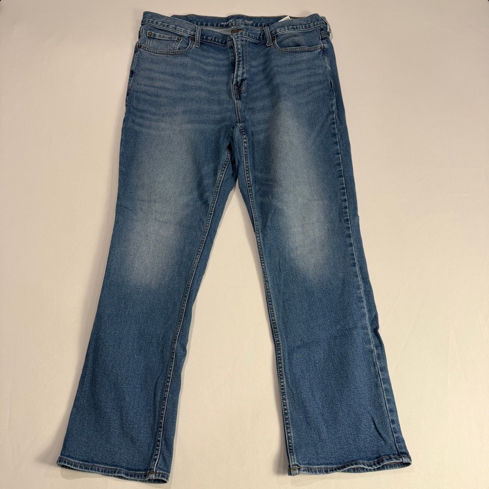 Old Navy Mens Straight Leg Built-In Flex Jeans - Size 40x32 - Blue‎ Denim